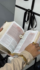 Biblia  De ESTUDO DA MULHER GUIADA PELO ESPIRITO- MÉDIA