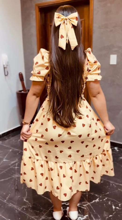 VESTIDO MID + LAÇO  CORAÇÃO
