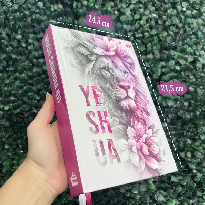 Bíblia Sagrada NVI Feminina Leão Yeshua Floral Rosa Evangélica Índice