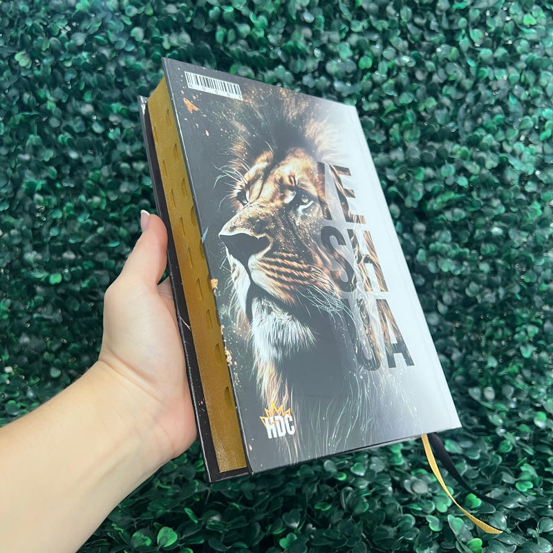 Bíblia Sagrada  Masculina Leão Yeshua Evangélica Índice Capa Dura